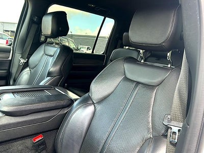 2024 Jeep Wagoneer L Series II 4x2 *Ltd Avail*