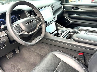 2024 Jeep Wagoneer L Series II 4x2 *Ltd Avail*