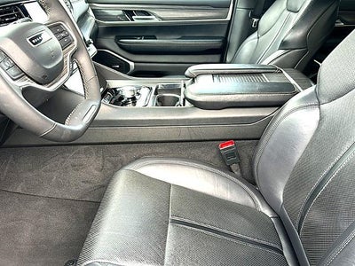 2024 Jeep Wagoneer L Series II 4x2 *Ltd Avail*