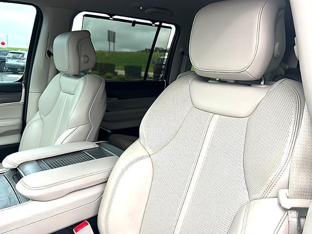 2023 Jeep Wagoneer L Series II 4x4