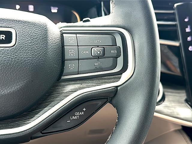 2023 Jeep Wagoneer L Series II 4x4