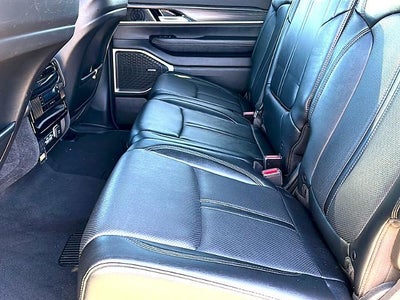 2024 Jeep Wagoneer Series II 4x2