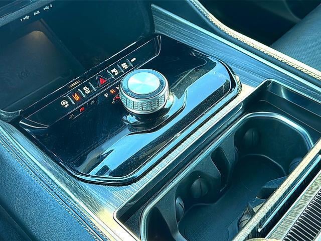 2024 Jeep Wagoneer Series II 4x2