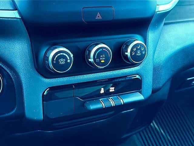 2023 RAM 1500 Big Horn 4x2 Crew Cab 5'7" Box