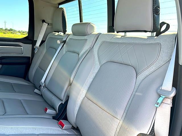 2022 RAM 1500 Limited 4x2 Crew Cab 5'7" Box