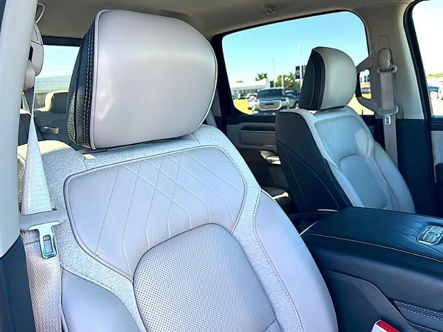 2022 RAM 1500 Limited 4x2 Crew Cab 5'7" Box