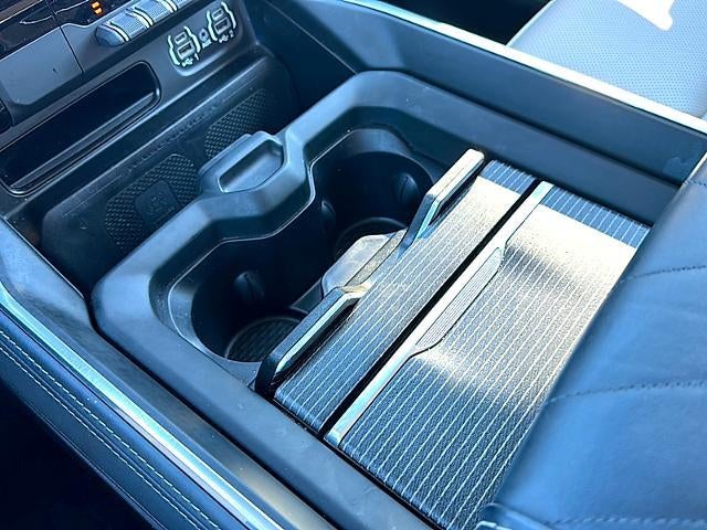 2022 RAM 1500 Limited 4x2 Crew Cab 5'7" Box