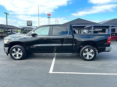 2024 RAM 1500 Laramie 4x2 Crew Cab 5'7" Box