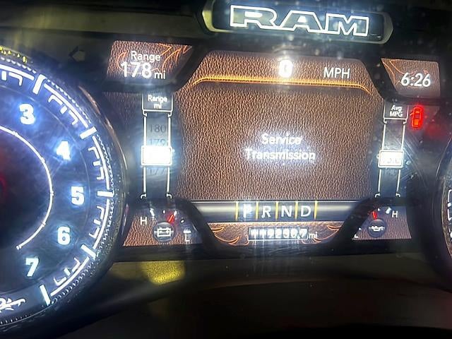 2019 RAM 1500 Longhorn 4x4 Crew Cab 5'7" Box