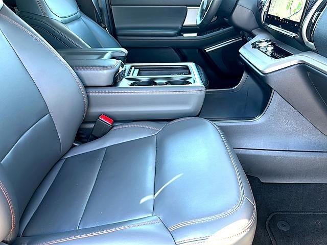 2025 Ford Expedition Active 4x4