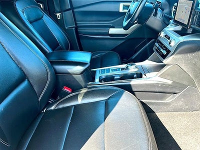 2021 Ford Explorer XLT RWD