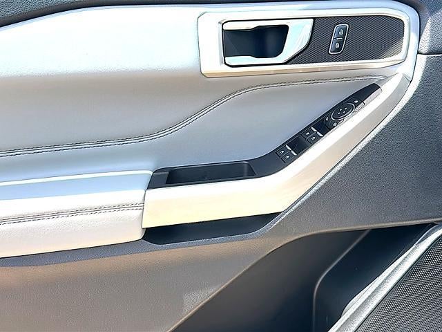2022 Ford Explorer XLT RWD