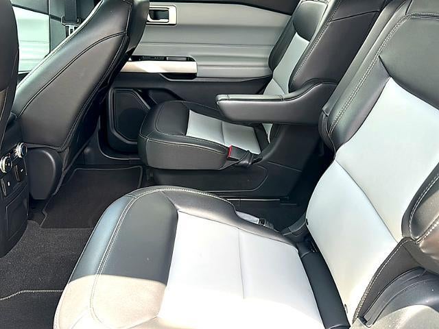 2022 Ford Explorer XLT RWD