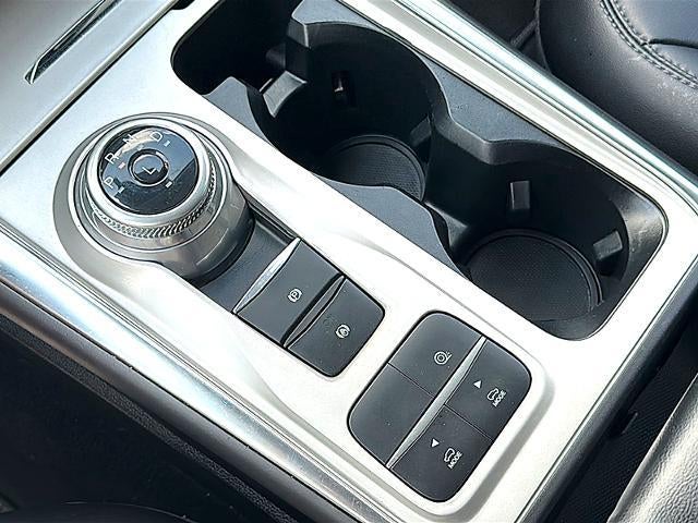 2022 Ford Explorer XLT RWD
