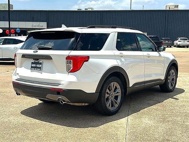 2022 Ford Explorer XLT RWD