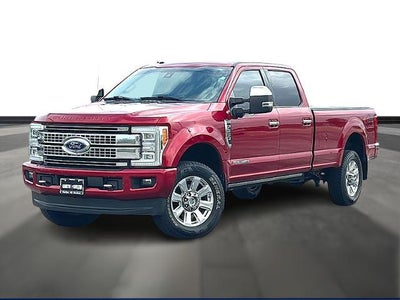 2018 Ford Super Duty F-350 SRW Platinum 4WD Crew Cab 6.75' Box