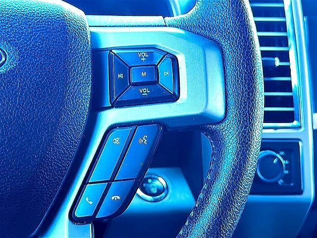 2015 Ford F-150 4WD SuperCrew 5-1/2 Ft Box Lariat