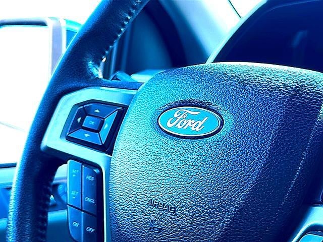 2015 Ford F-150 4WD SuperCrew 5-1/2 Ft Box Lariat