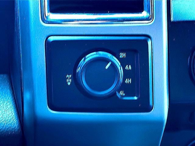 2015 Ford F-150 4WD SuperCrew 5-1/2 Ft Box Lariat