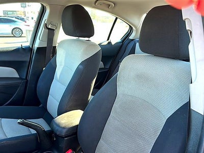 2015 Chevrolet Cruze Sedan L (Manual)