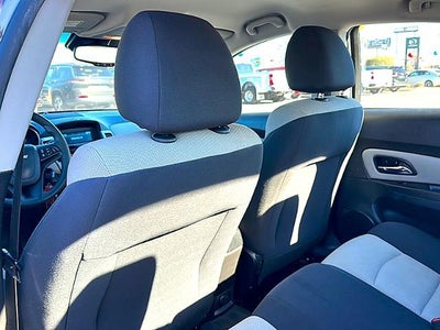 2015 Chevrolet Cruze Sedan L (Manual)