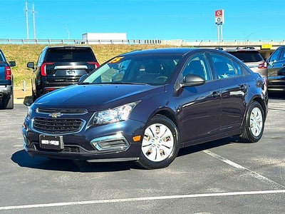 2015 Chevrolet Cruze Sedan L (Manual)