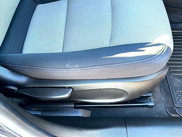 2015 Chevrolet Cruze Sedan L (Manual)