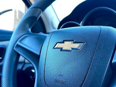 2015 Chevrolet Cruze Sedan L (Manual)