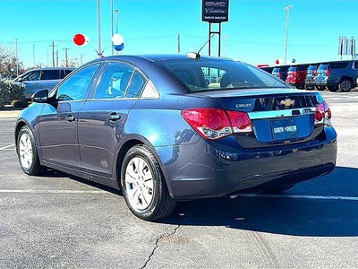 2015 Chevrolet Cruze Sedan L (Manual)
