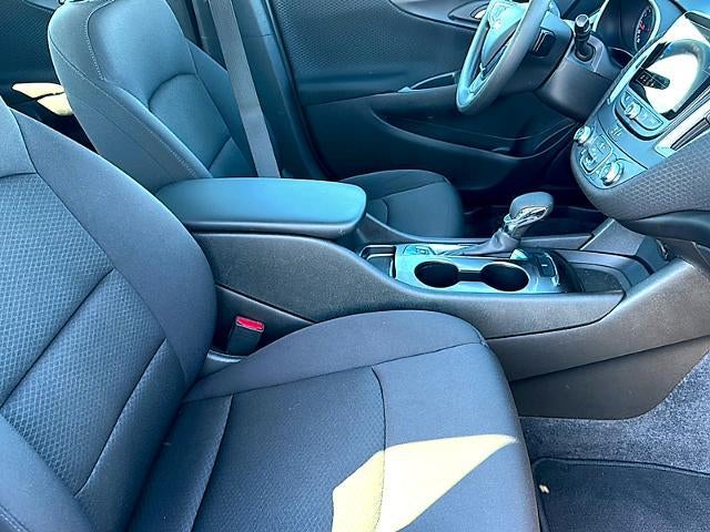 2023 Chevrolet Malibu 4dr Sdn LS w/1LS