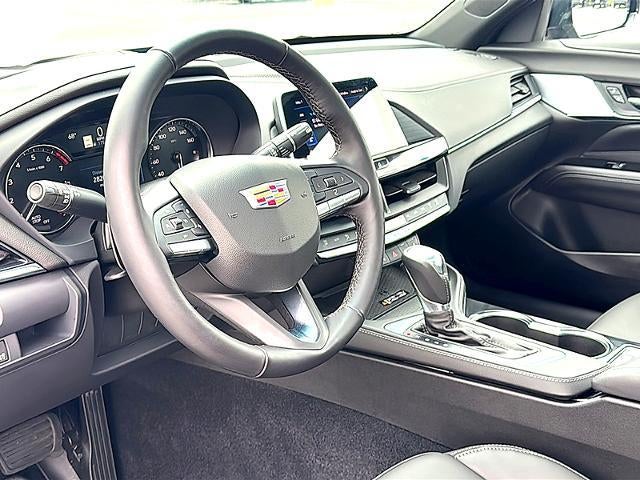 2026 Cadillac CT4 4dr Sdn Luxury