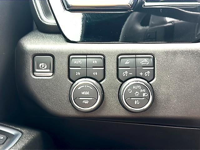 2024 Chevrolet Silverado 1500 Crew Cab Short Box 4-Wheel Drive High Country