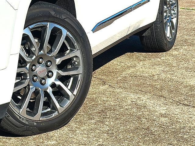 2023 GMC Acadia FWD Denali