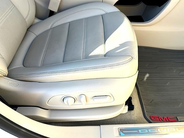 2021 GMC Acadia AWD Denali