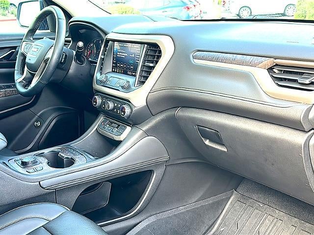 2023 GMC Acadia AWD Denali