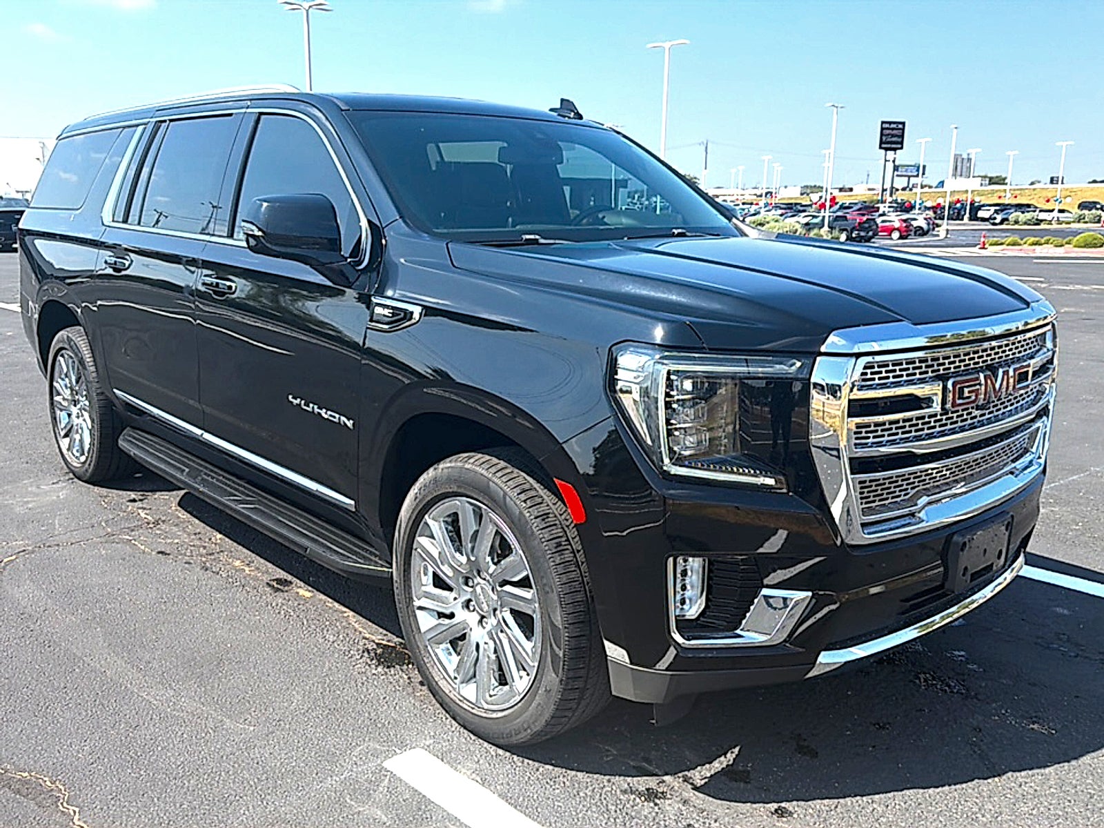 2021 GMC Yukon XL 2WD SLT