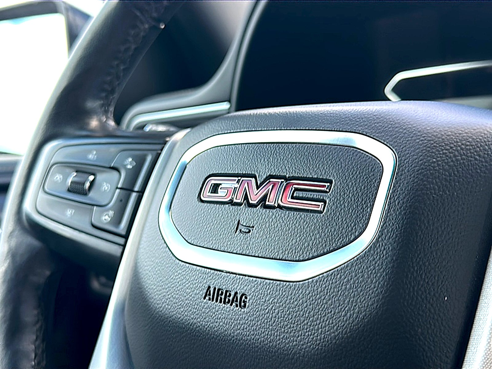 2021 GMC Yukon XL 2WD SLT