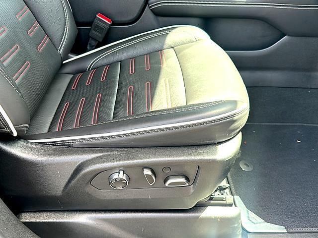 2025 GMC Yukon 4WD 4dr AT4 Ultimate