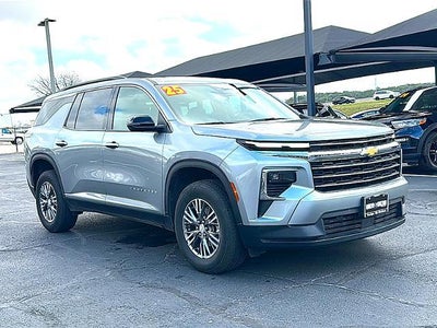 2025 Chevrolet Traverse LT w/1LT