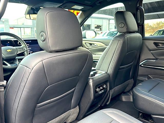 2025 Chevrolet Traverse LT w/1LT
