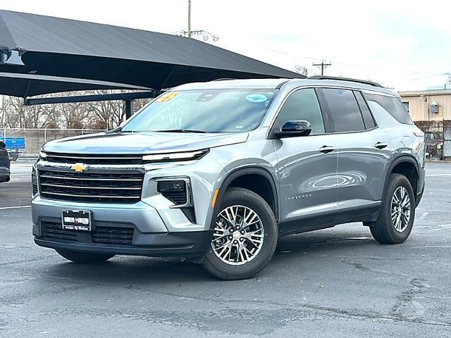 2025 Chevrolet Traverse LT w/1LT