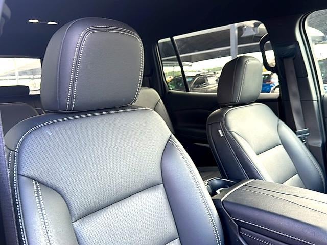 2025 Chevrolet Traverse LT w/1LT