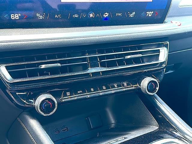 2025 Chevrolet Traverse LT w/1LT