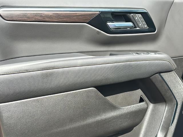 2025 Chevrolet Tahoe 4WD Premier