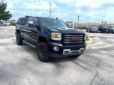 2019 GMC Sierra 2500 HD Crew Cab Standard Box 4-Wheel Drive Denali