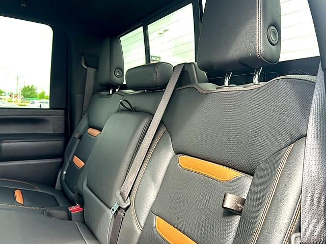 2023 GMC Sierra 2500 HD Crew Cab Standard Box 4-Wheel Drive AT4