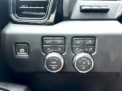 2024 GMC Sierra 2500 HD Crew Cab Standard Box 4-Wheel Drive AT4X