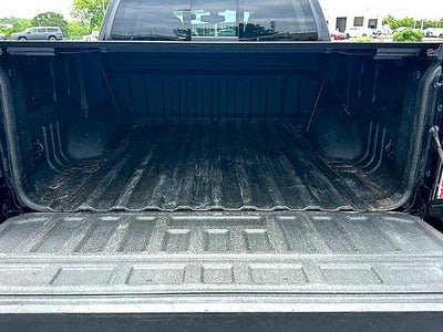 2022 GMC Canyon Crew Cab Short Box 4-Wheel Drive AT4 w/Leather