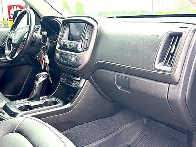 2022 GMC Canyon Crew Cab Short Box 4-Wheel Drive AT4 w/Leather