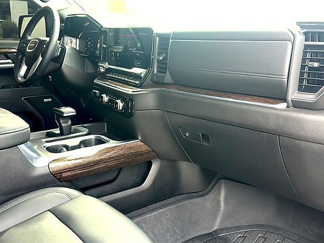 2024 GMC Sierra 1500 Crew Cab Short Box 2-Wheel Drive Elevation